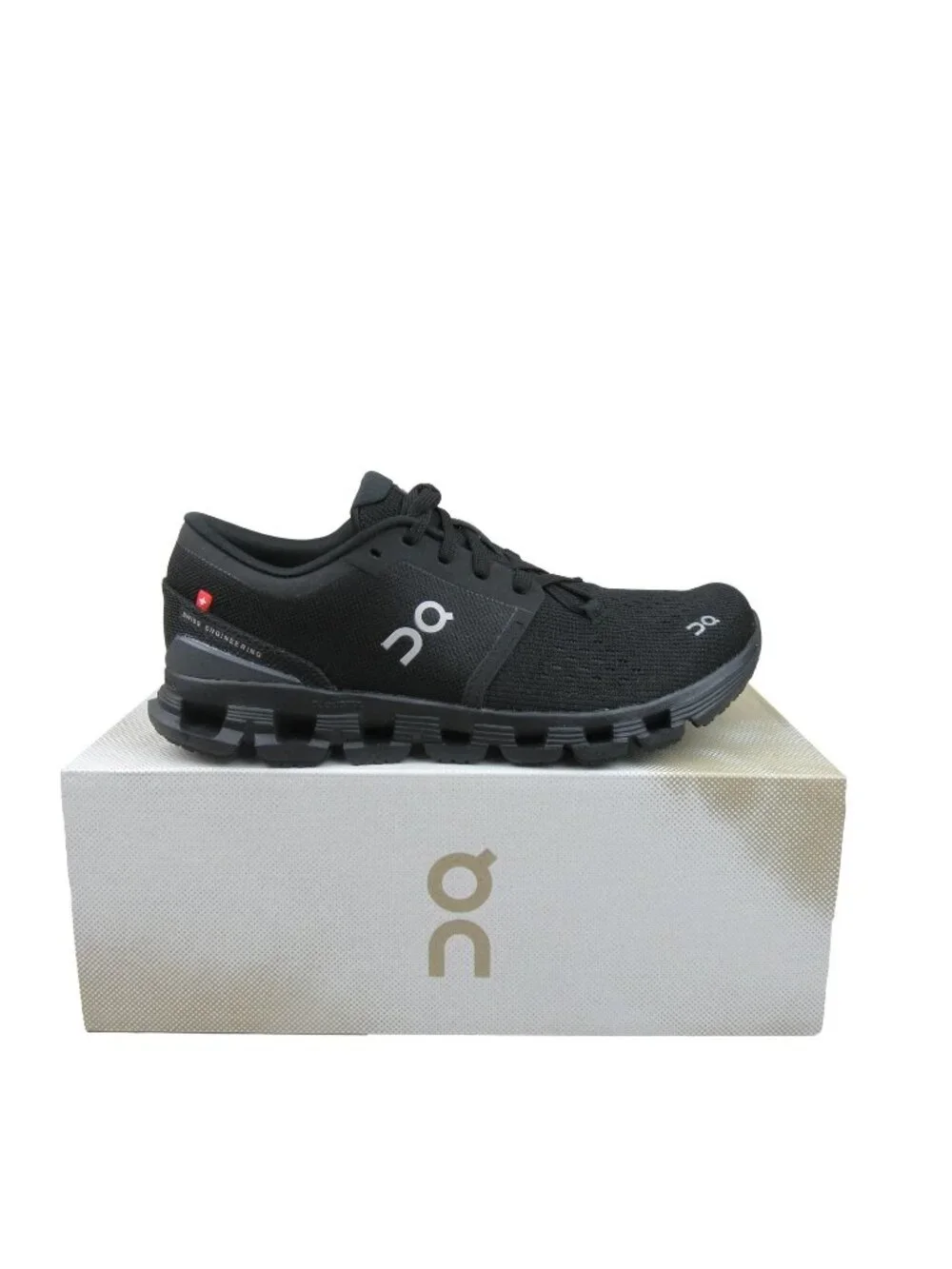 On Cloud X V4 Black Eclipse Gym Running Shoes Women's Size 7.5 NEW